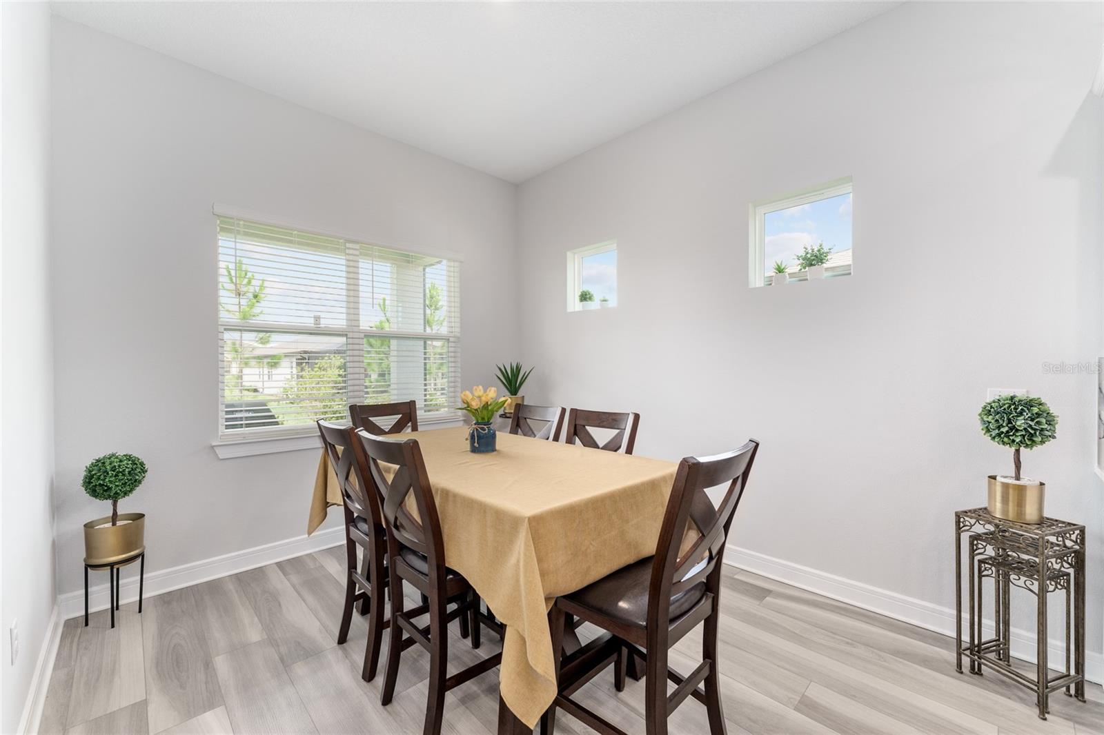 Listing photo id 12 for 8718 59th Lane Road