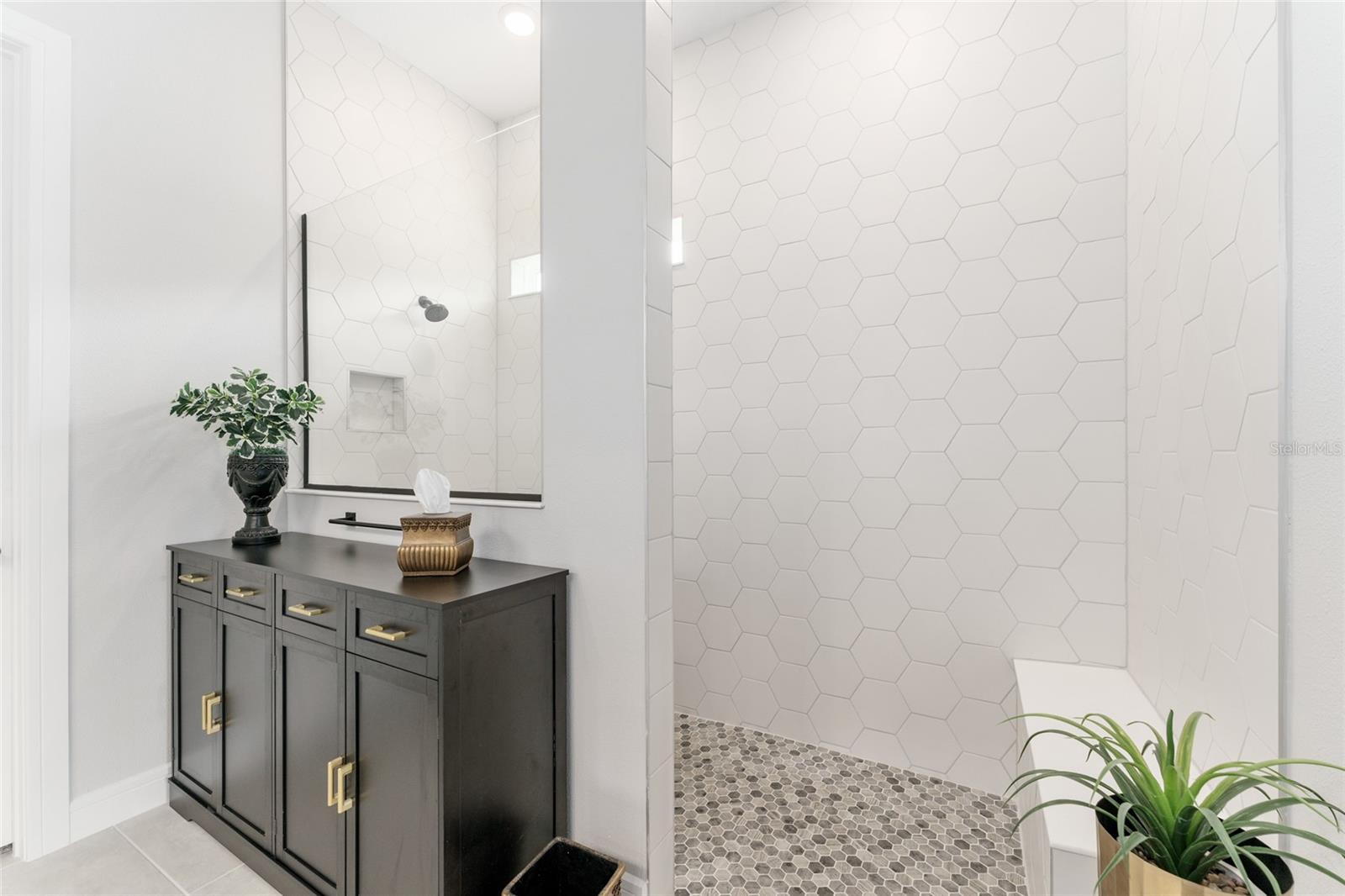 Listing photo id 19 for 8718 59th Lane Road