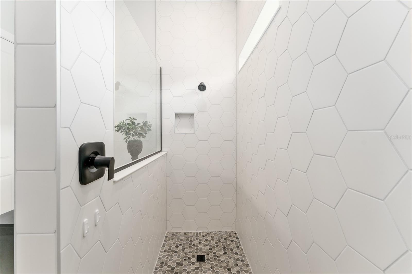 Listing photo id 20 for 8718 59th Lane Road
