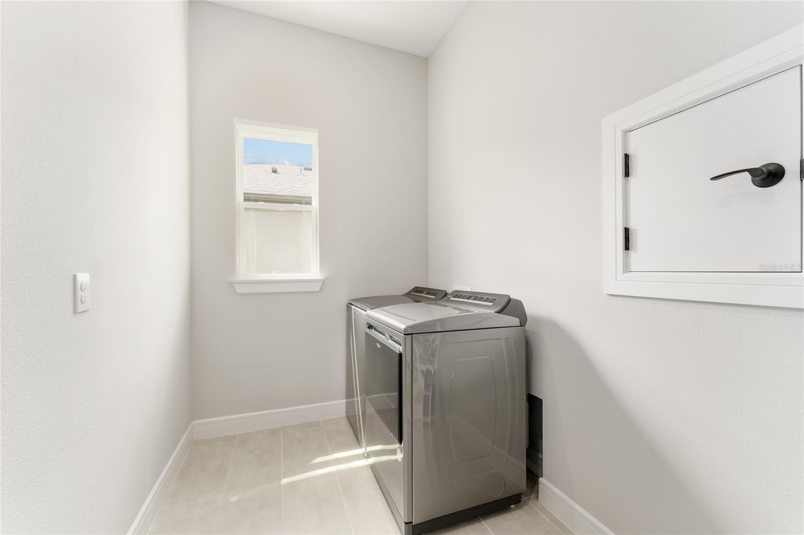 Listing photo id 30 for 8718 59th Lane Road