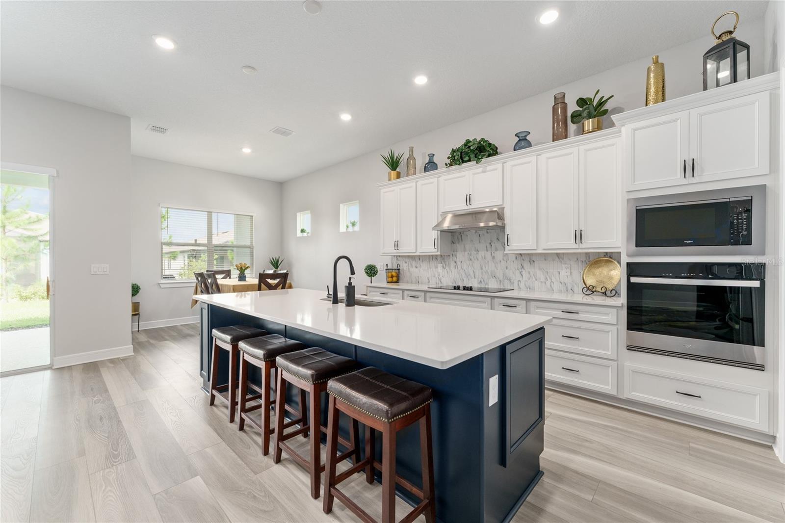 Listing photo id 5 for 8718 59th Lane Road