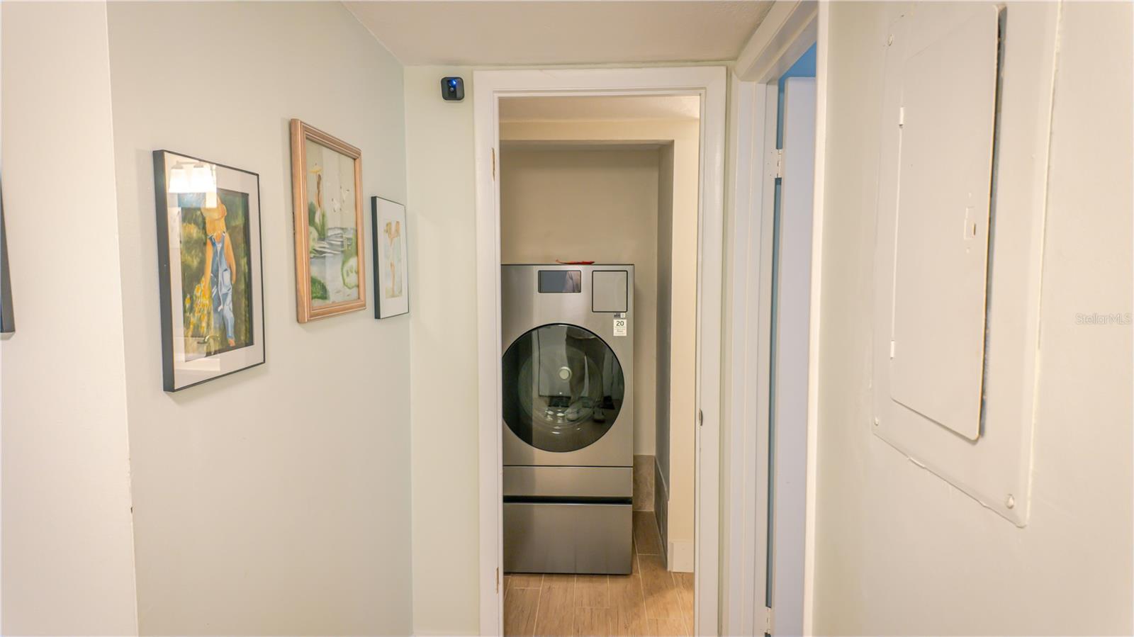 Image 19 of 28 For 588 Bahia Circle A