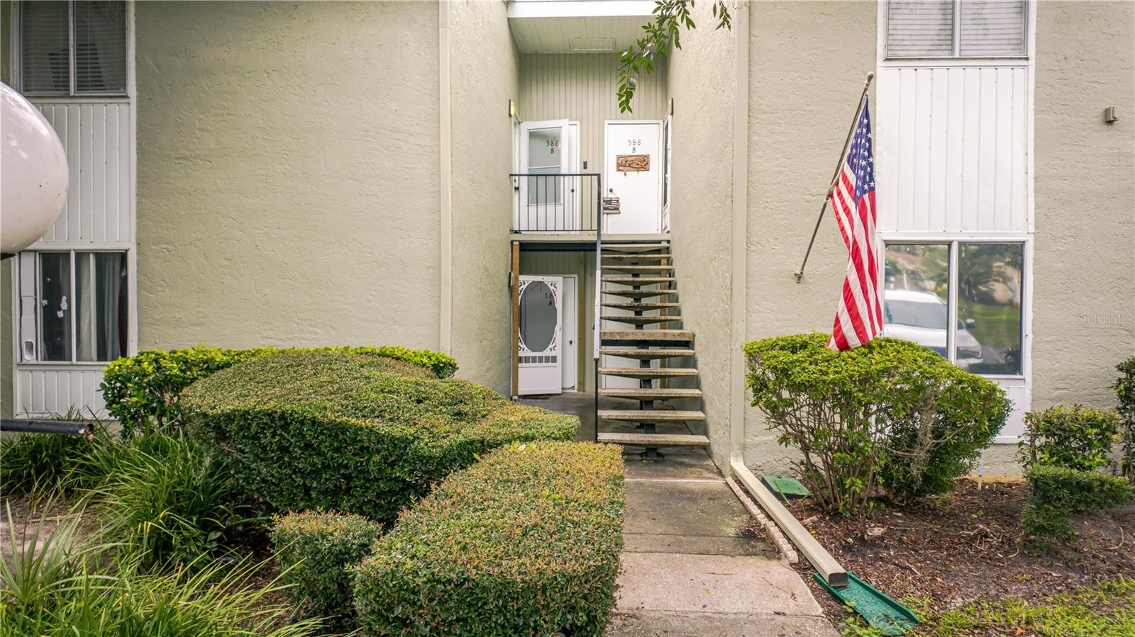 Image 22 of 28 For 588 Bahia Circle A