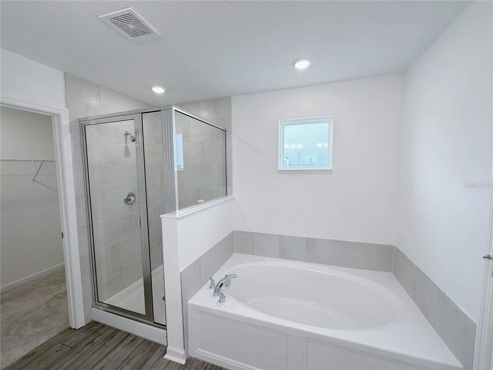 Image 17 of 23 For 4692 11th Street