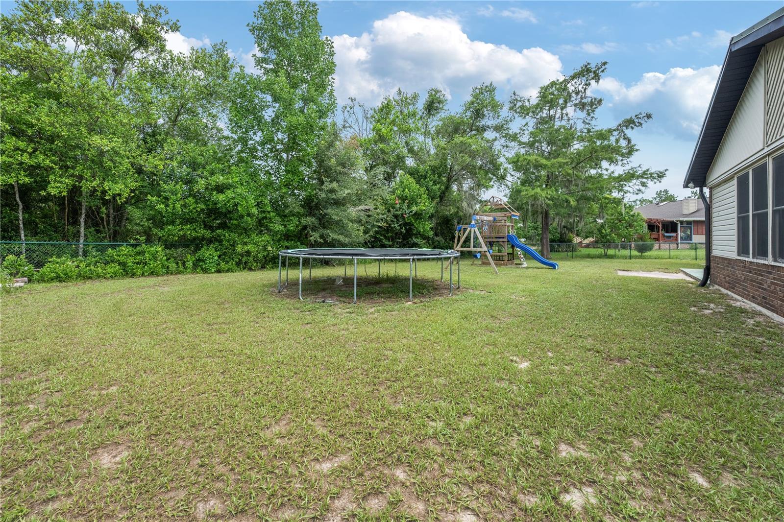 Image 37 of 52 For 531 151st Terrace