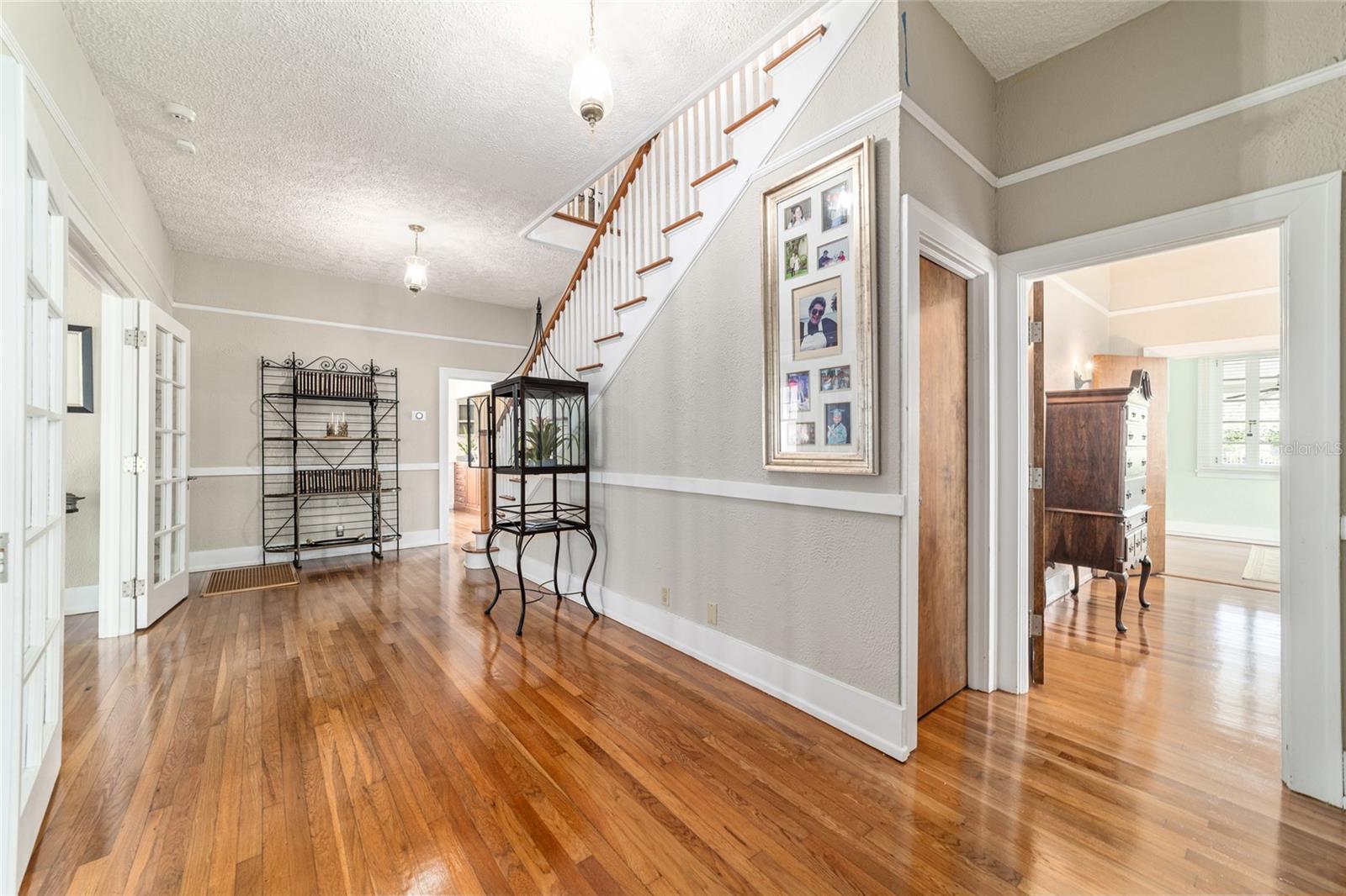 Image 21 of 58 For 405 15th Avenue