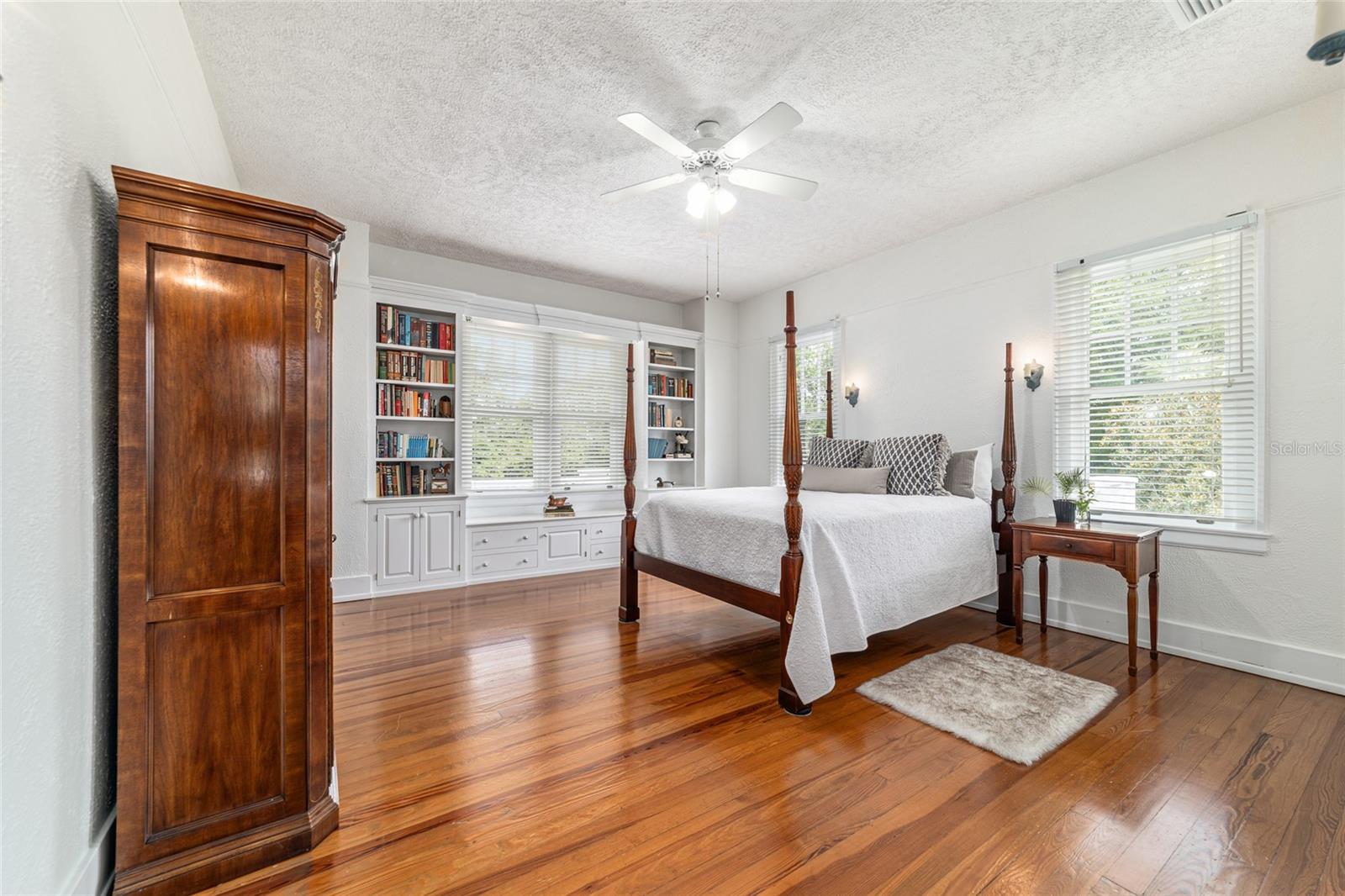 Image 36 of 58 For 405 15th Avenue