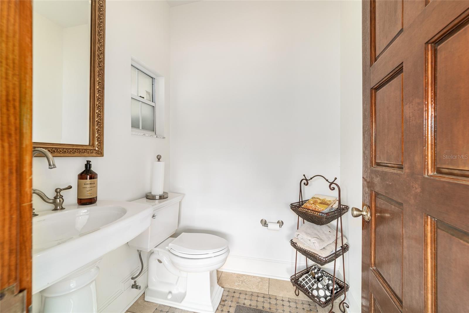 Image 45 of 58 For 405 15th Avenue