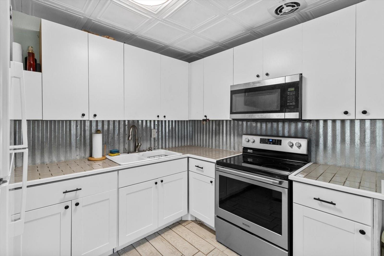 Image 11 of 42 For 159 9th Street