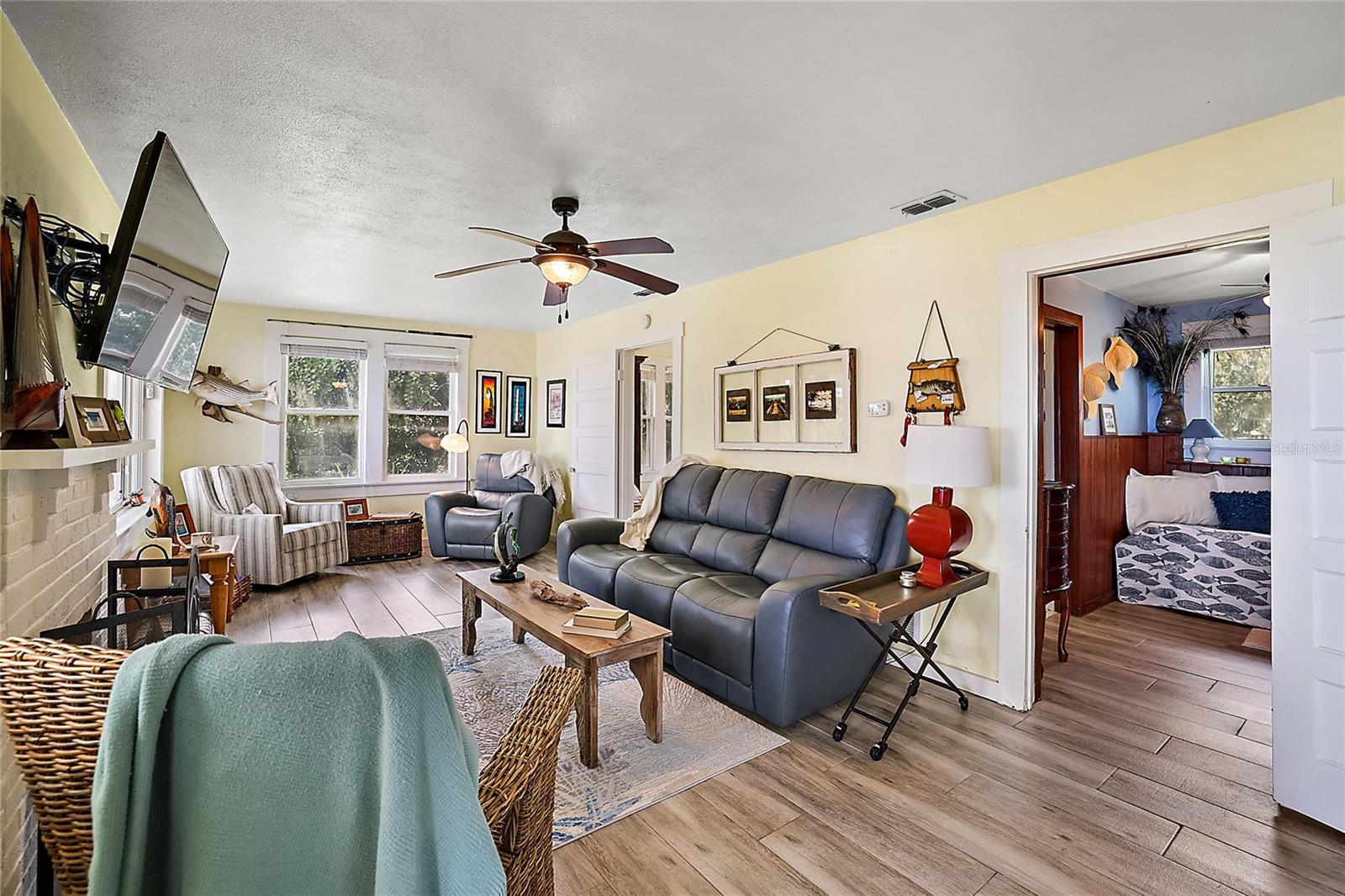 Image 14 of 47 For 12499 139th Court