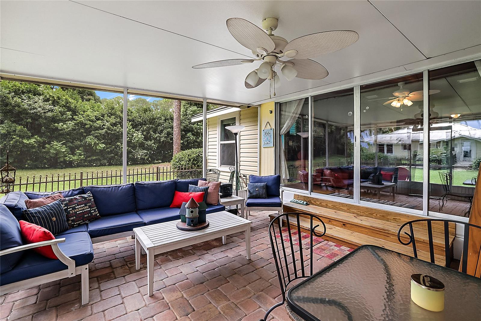 Image 34 of 47 For 12499 139th Court