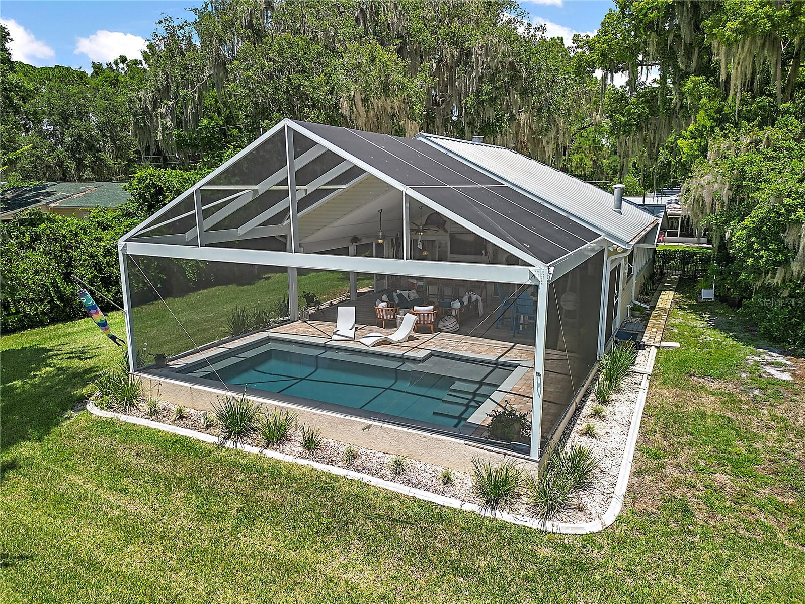 Image 6 of 47 For 12499 139th Court