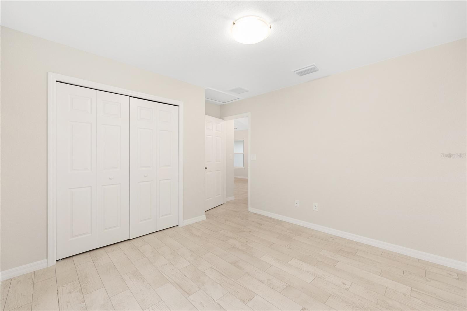 Image 40 of 56 For 12371 100th Avenue