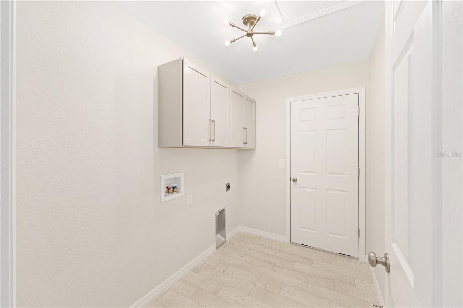 Image 41 of 56 For 12371 100th Avenue
