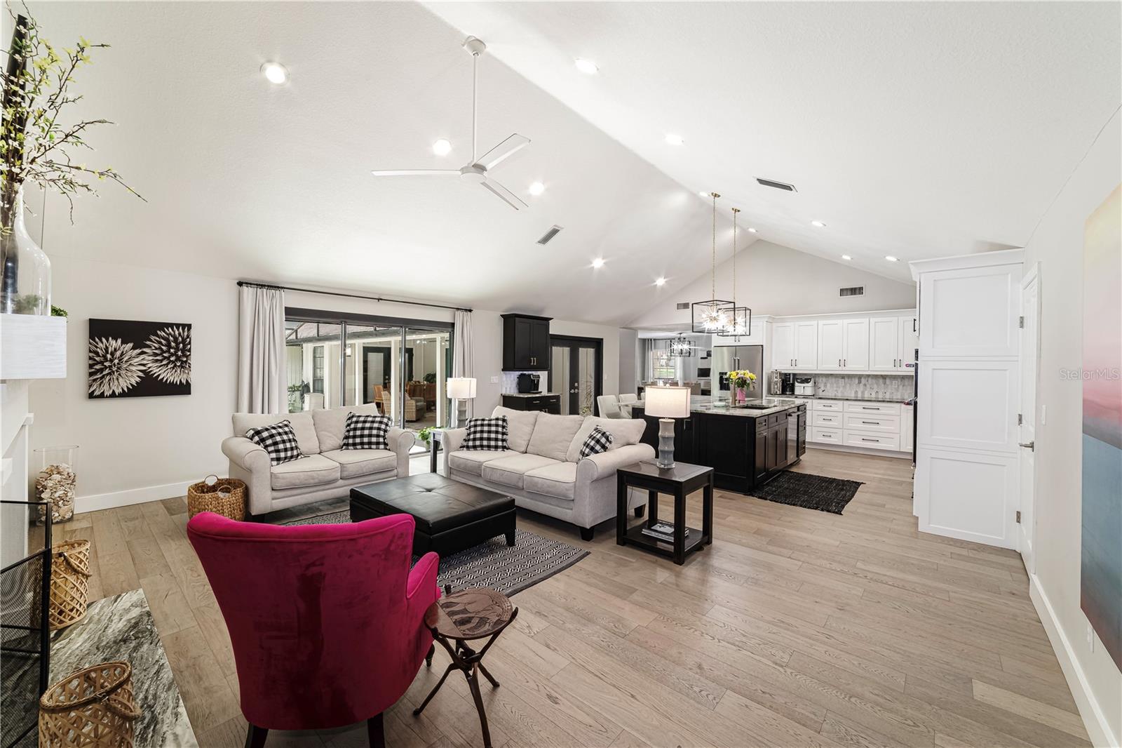 Image 2 of 81 For 2418 15th Street