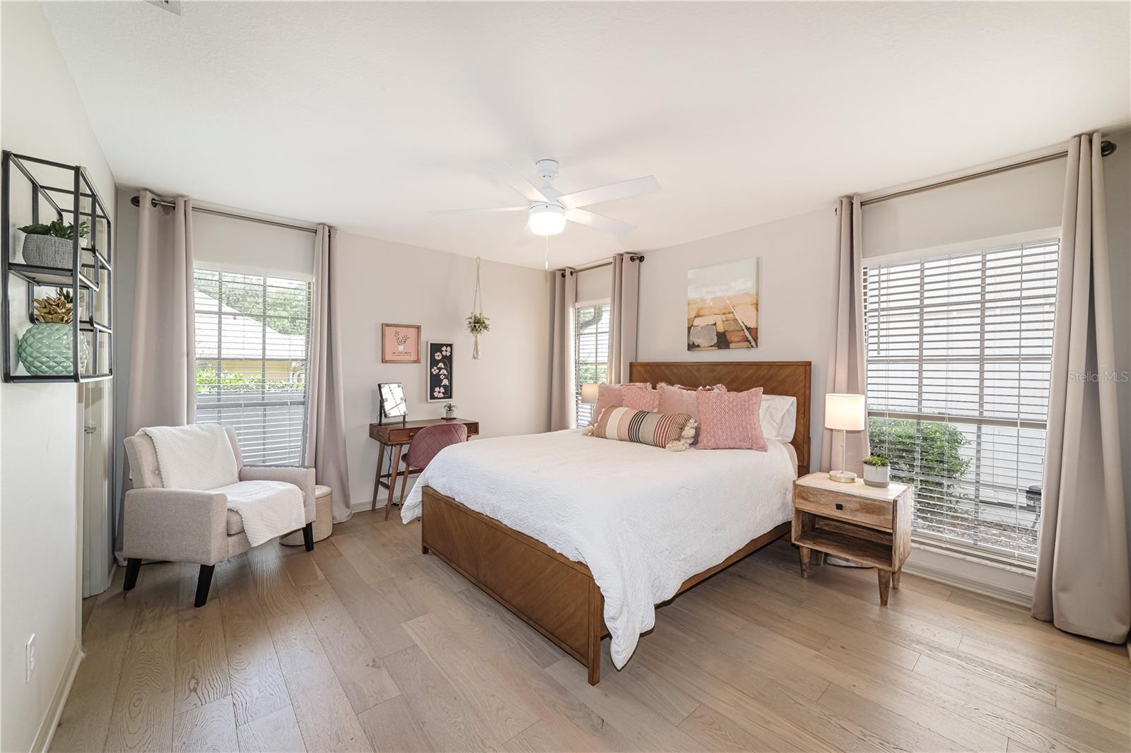 Image 21 of 81 For 2418 15th Street