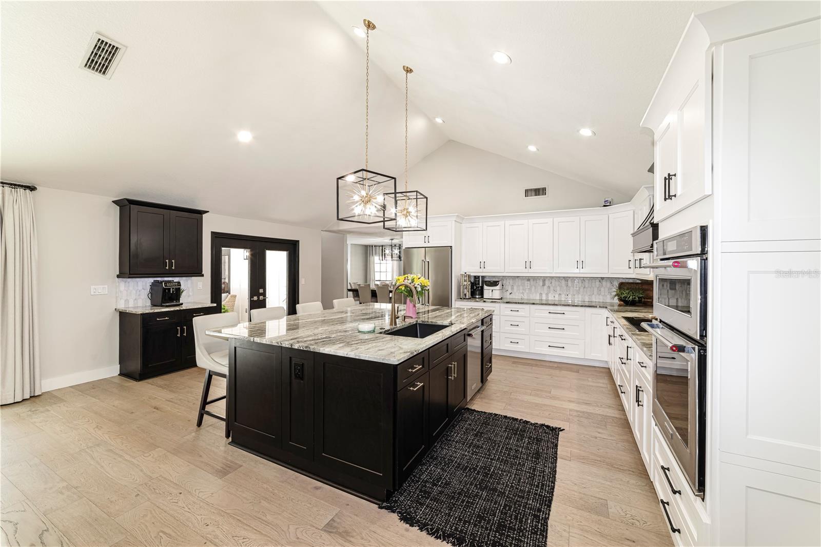 Image 3 of 81 For 2418 15th Street