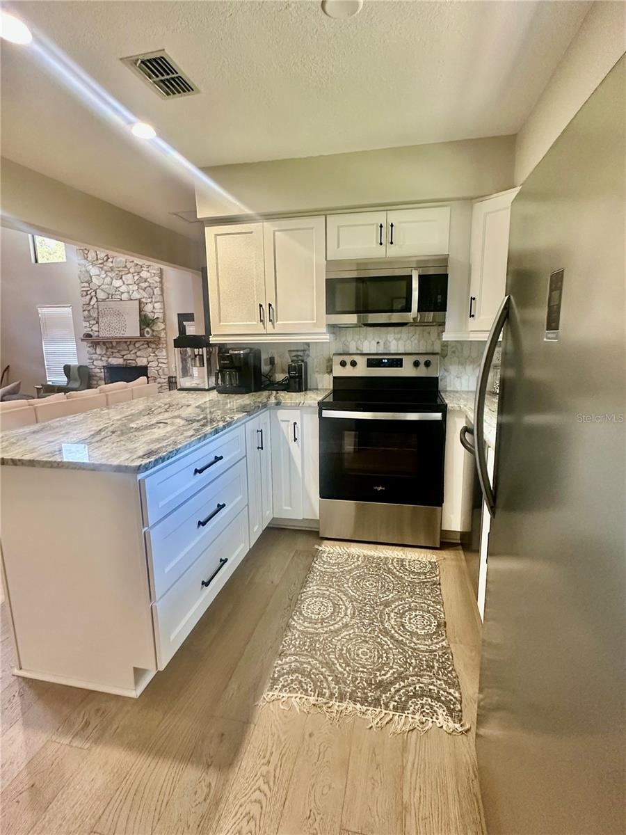 Image 31 of 81 For 2418 15th Street