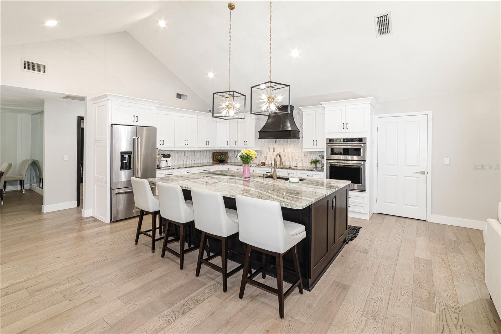 Image 4 of 81 For 2418 15th Street
