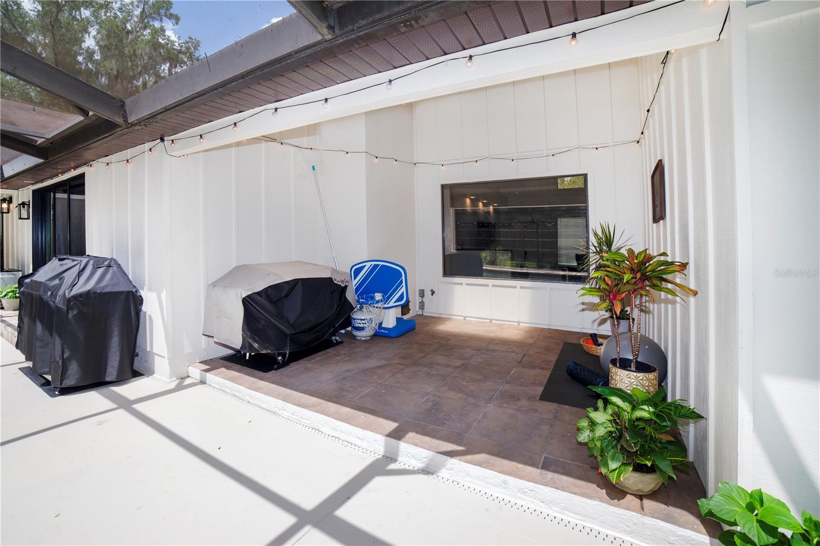 Image 53 of 81 For 2418 15th Street