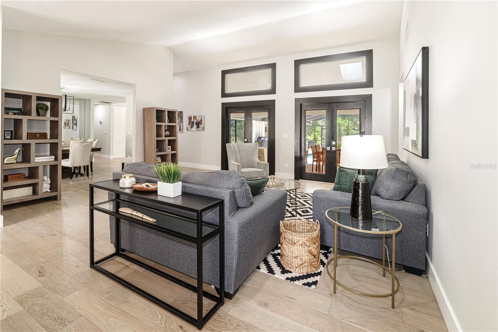 Image 6 of 81 For 2418 15th Street