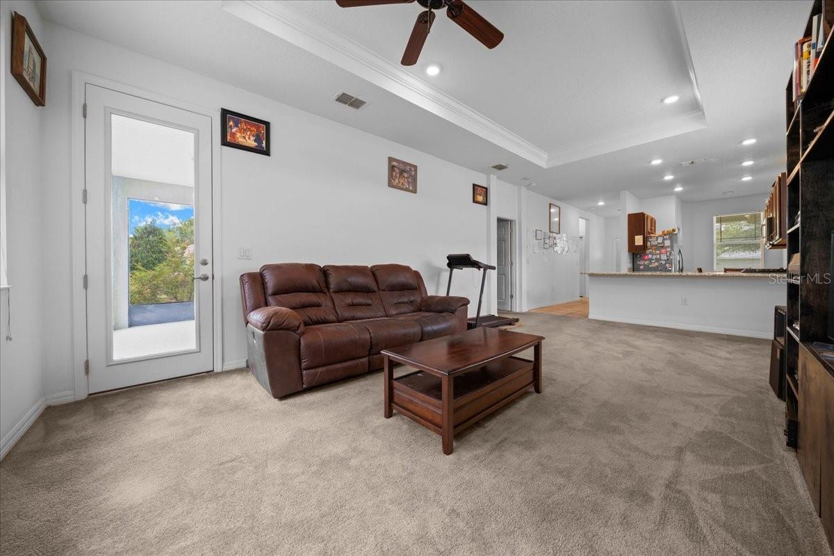 Image 15 of 39 For 8334 79th Circle