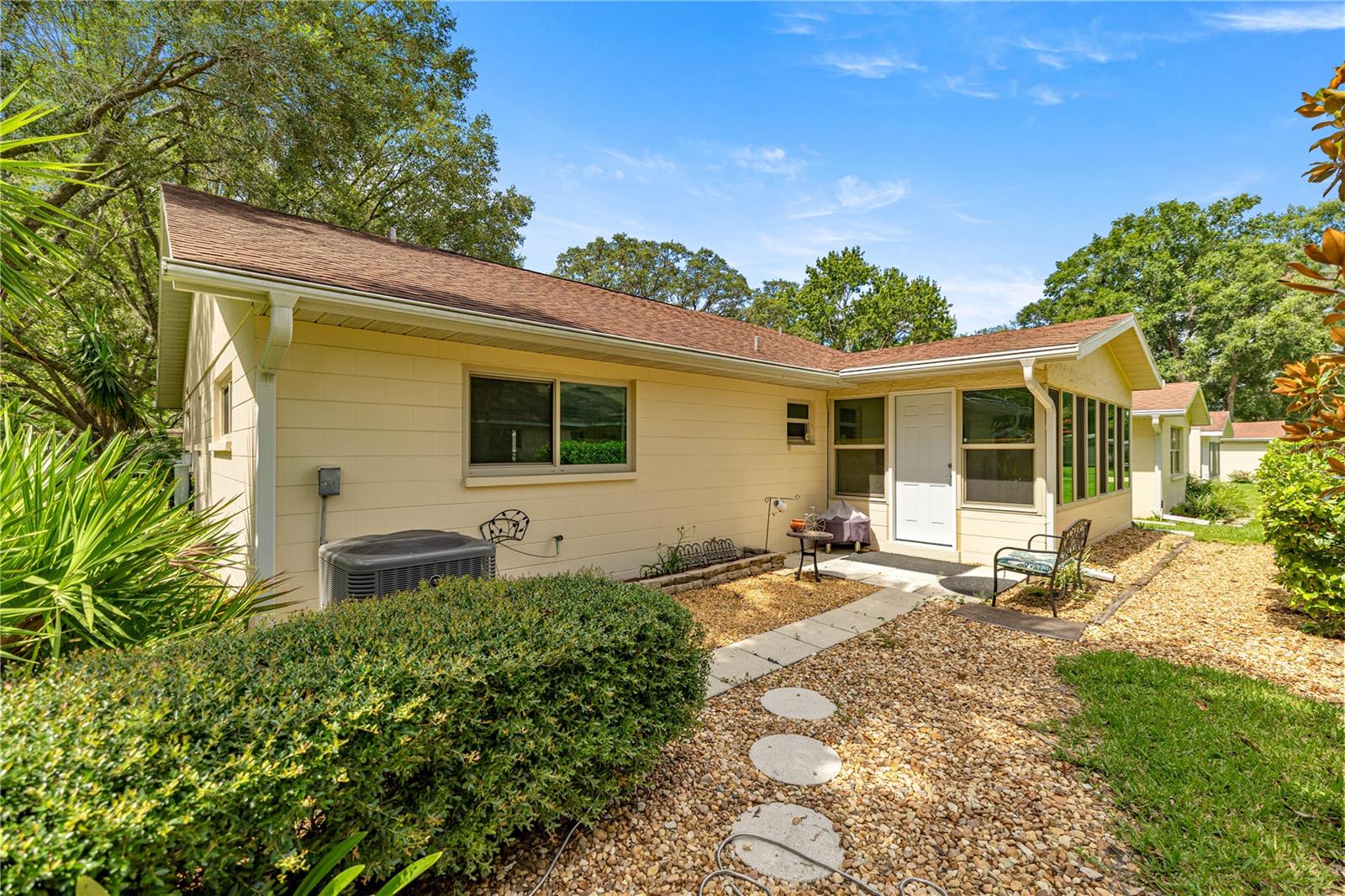 Image 3 of 17 For 8711 96th Lane D