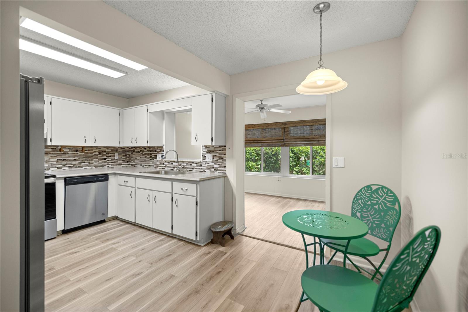 Image 7 of 17 For 8711 96th Lane D