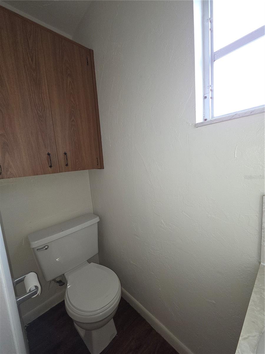 Listing photo id 16 for 501 Jefferson Street