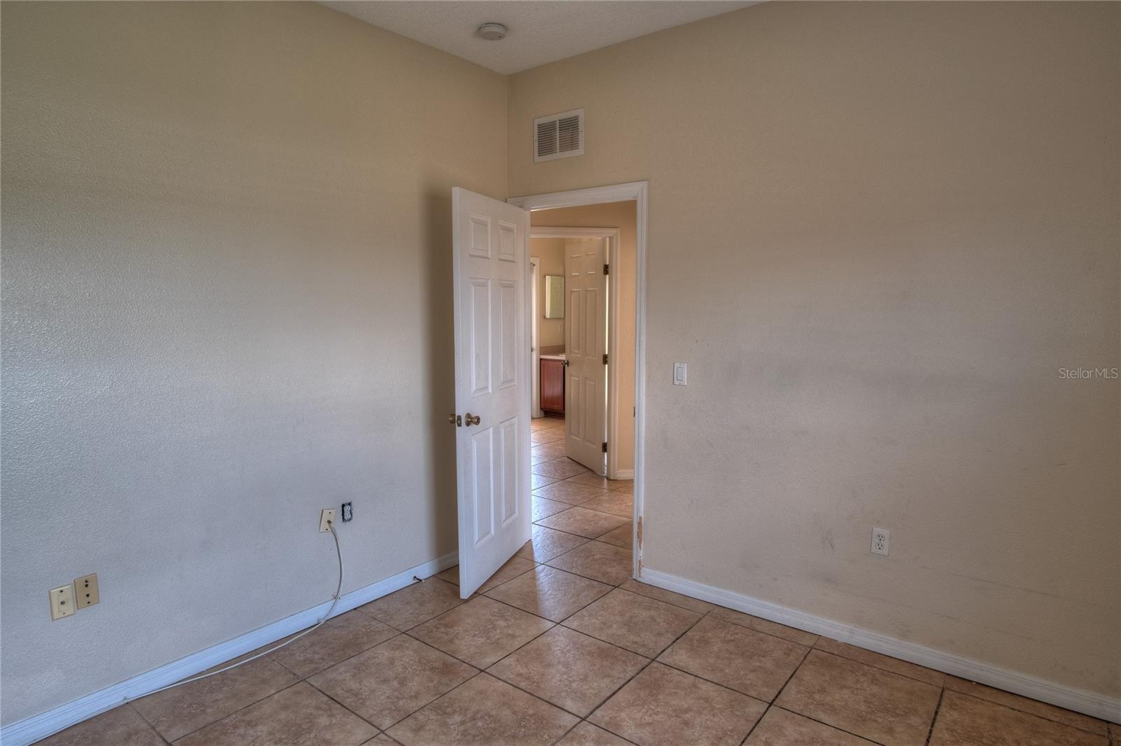 Image 10 of 22 For 13345 48th Avenue