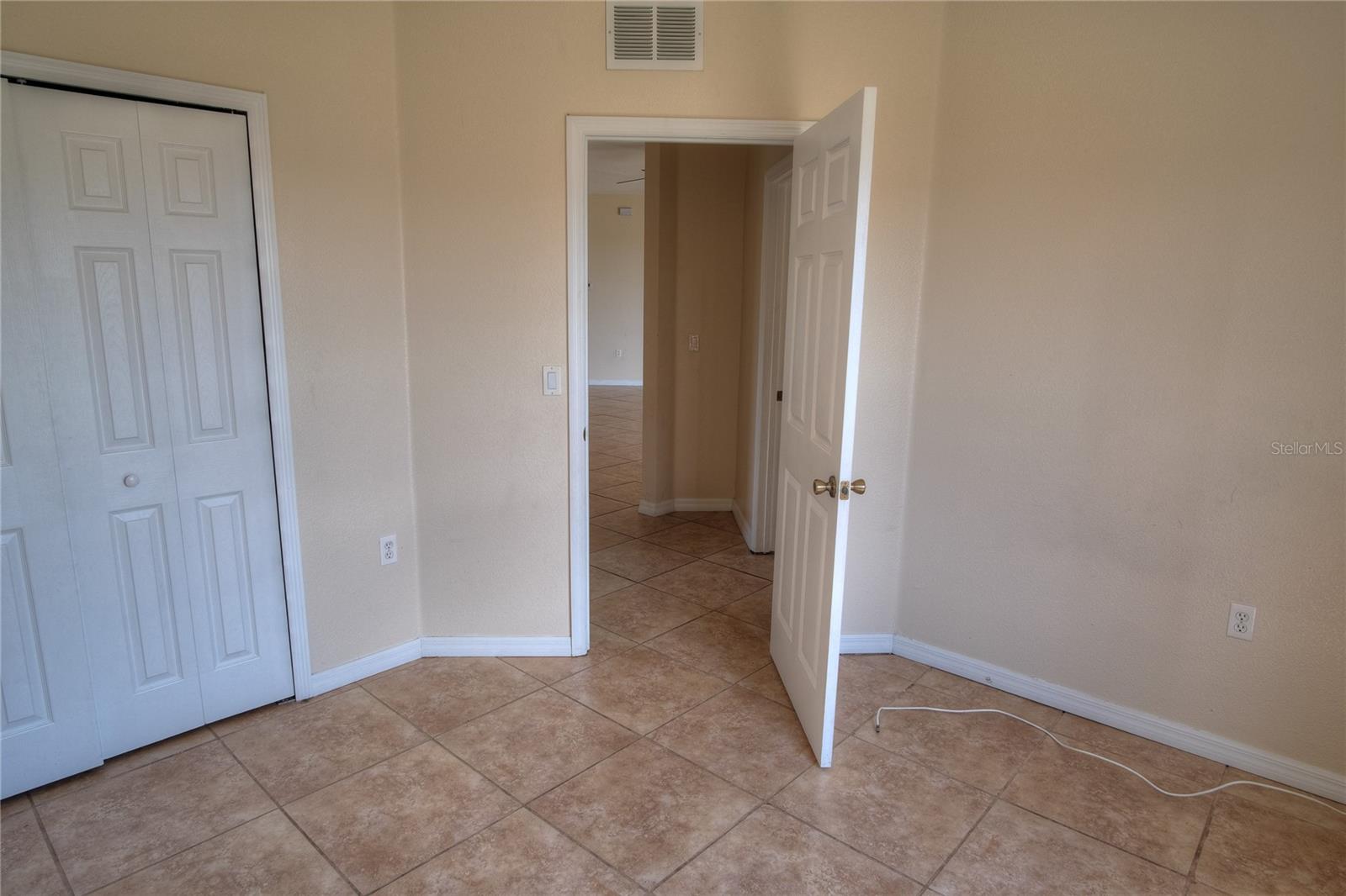 Image 11 of 22 For 13345 48th Avenue