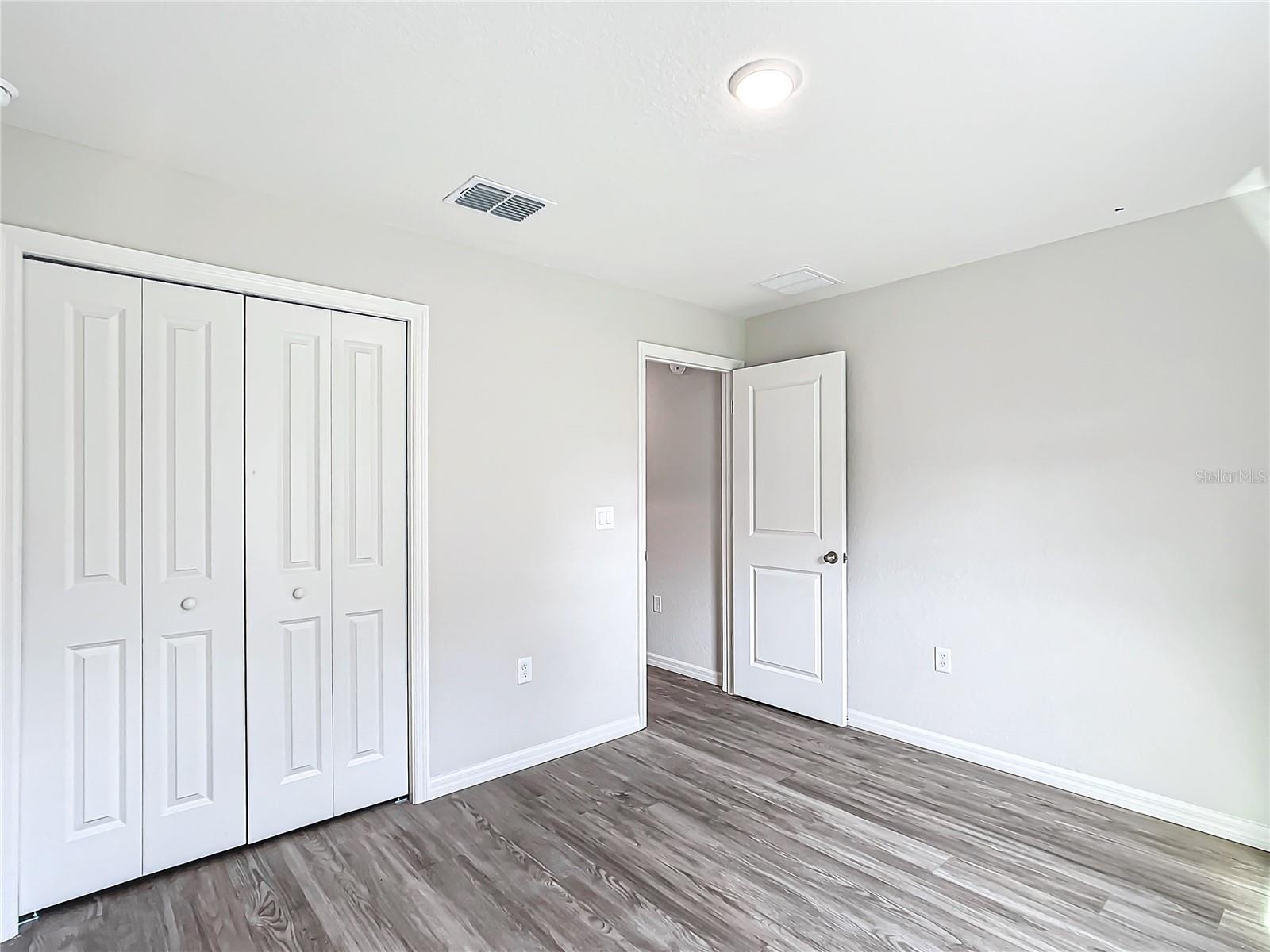 Image 11 of 14 For 6022 Seneca Street