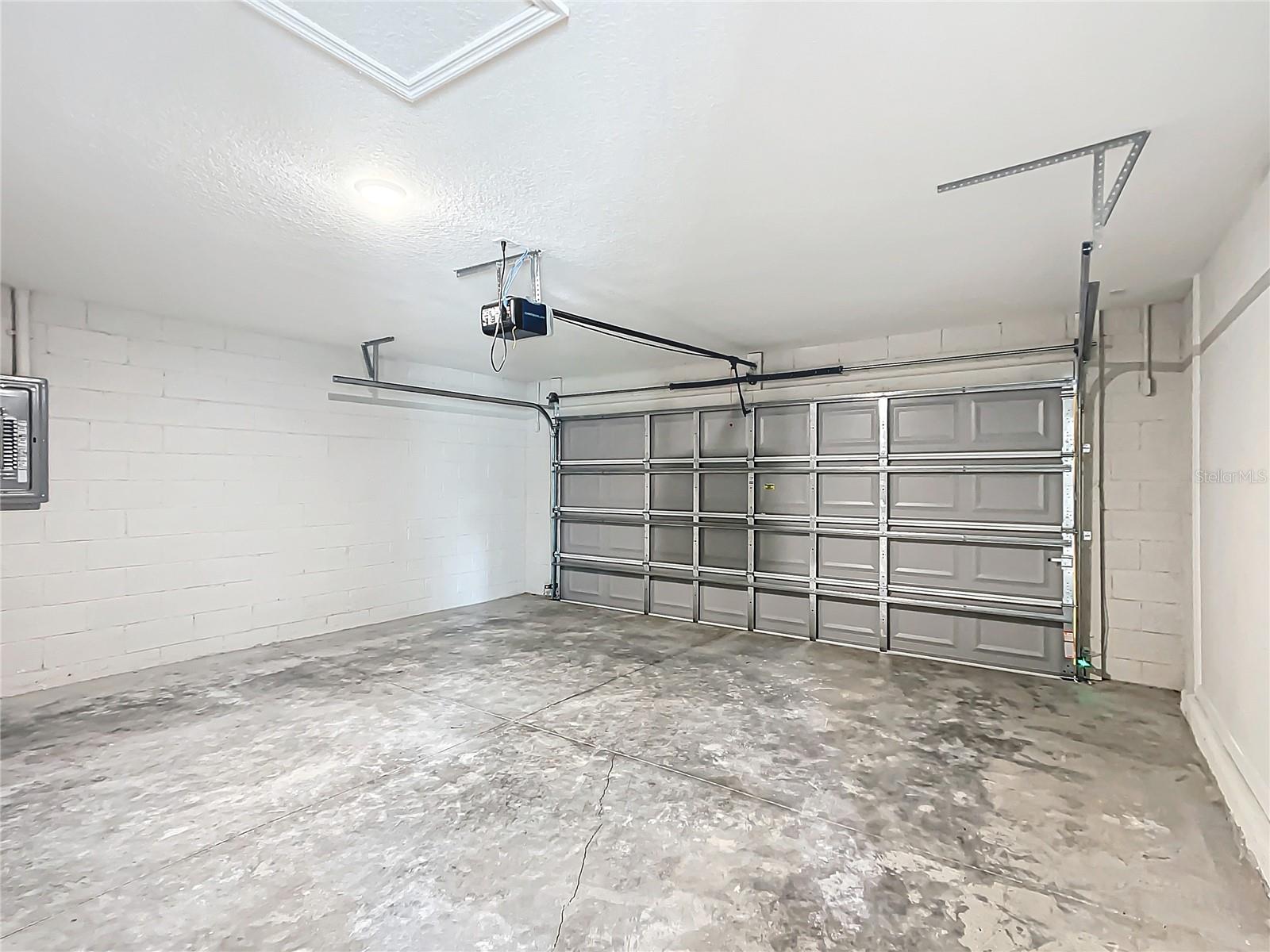 Image 13 of 14 For 6022 Seneca Street