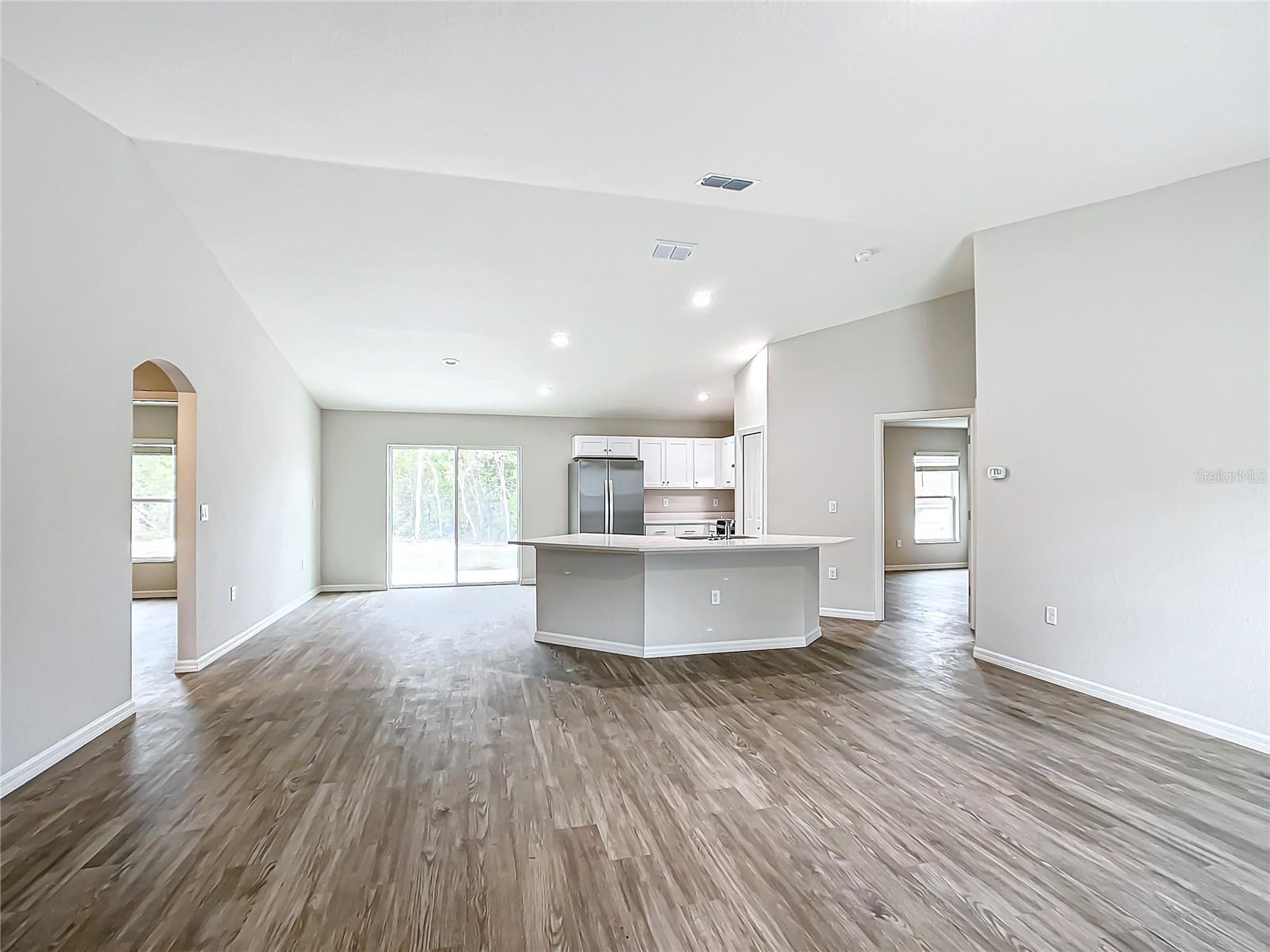 Image 2 of 14 For 6022 Seneca Street