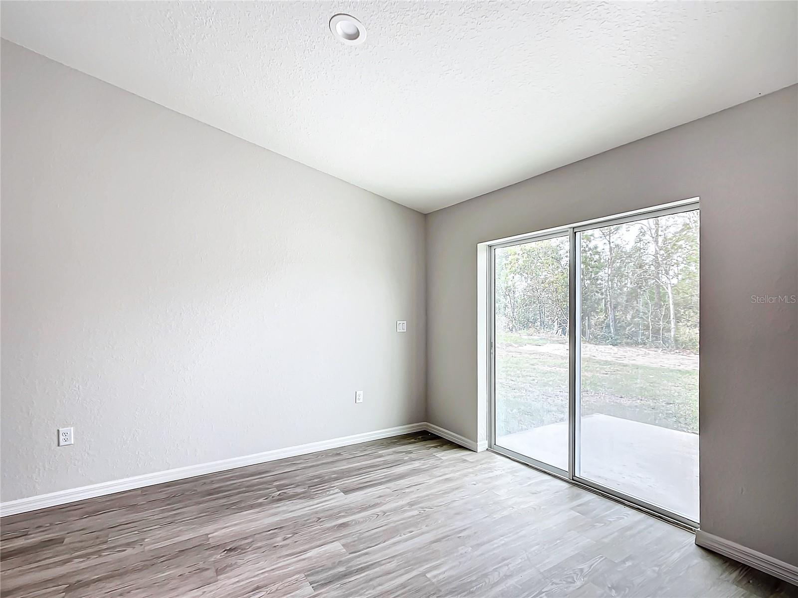 Image 4 of 14 For 6022 Seneca Street