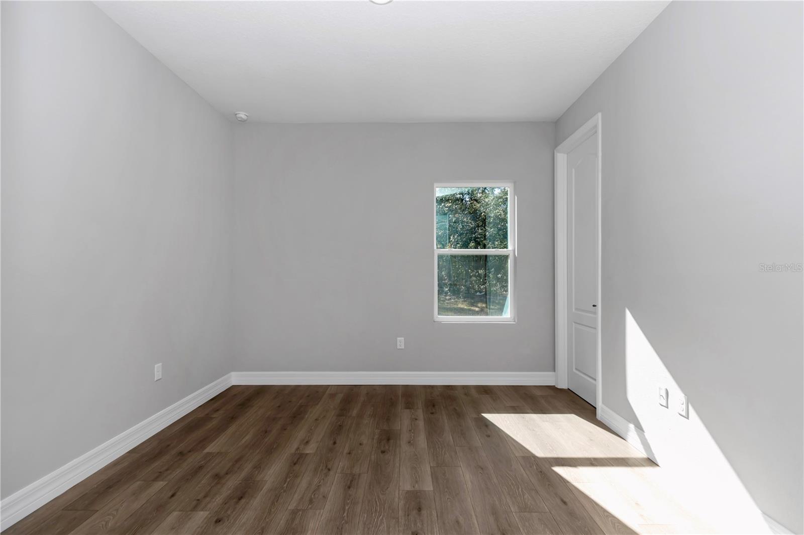 Image 15 of 26 For 9393 158th Place