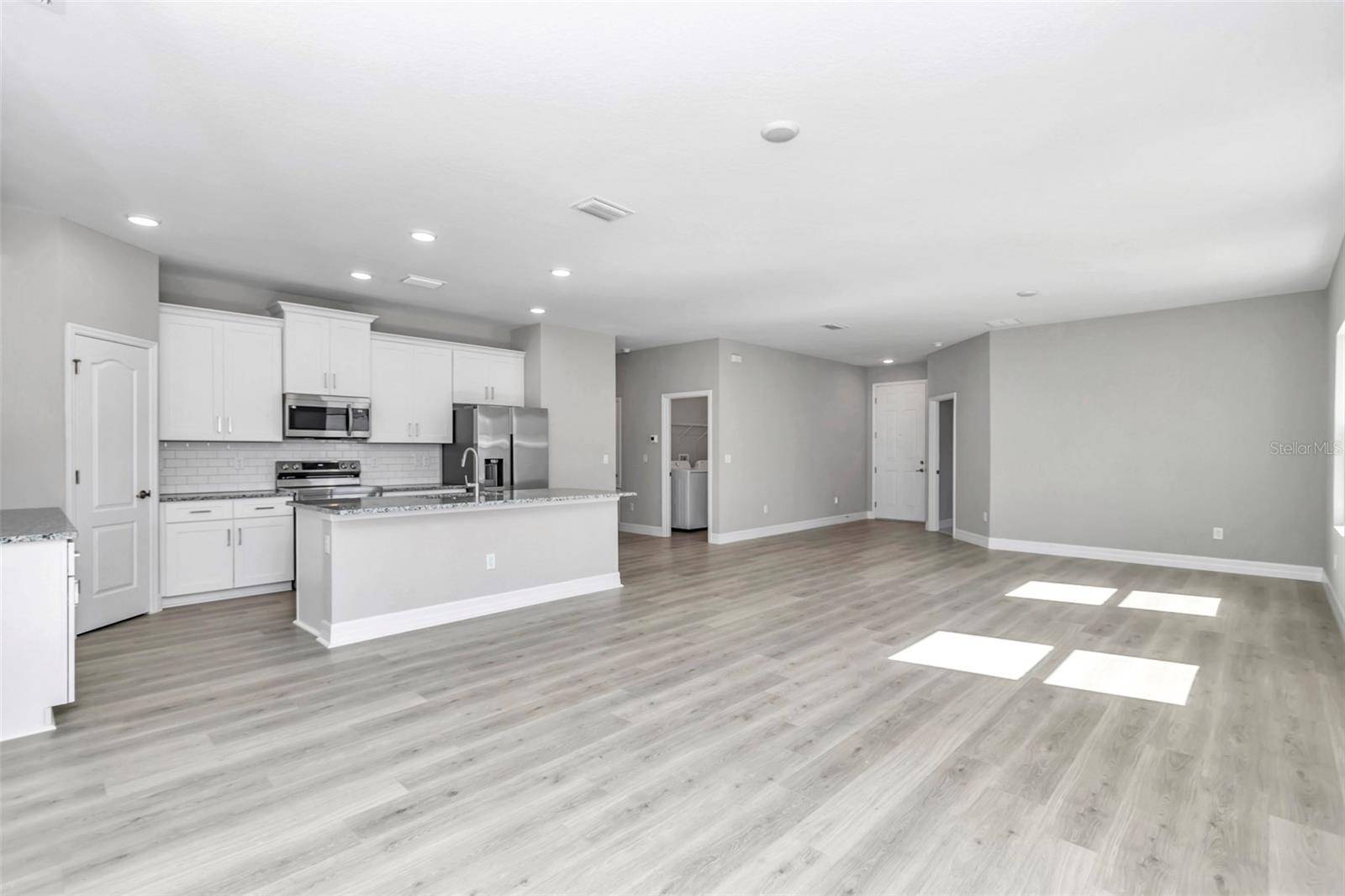 Image 7 of 26 For 9393 158th Place