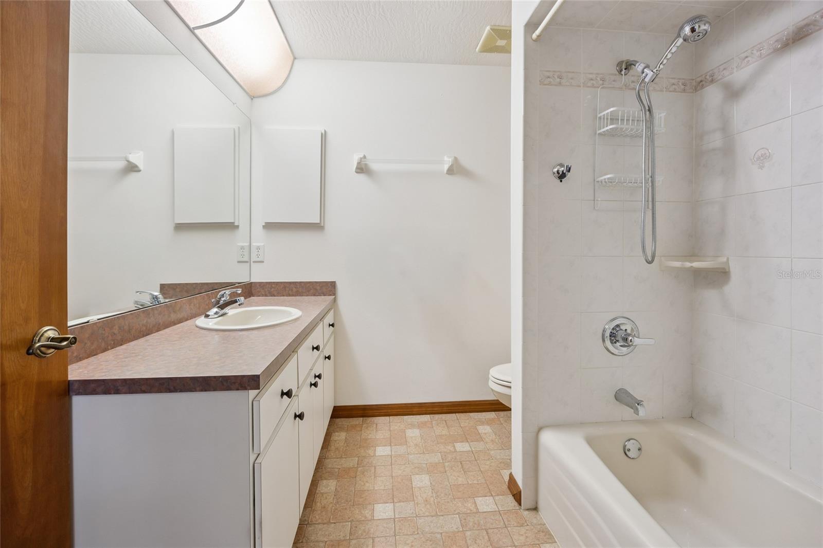 Image 22 of 82 For 21588 106th Lane Road