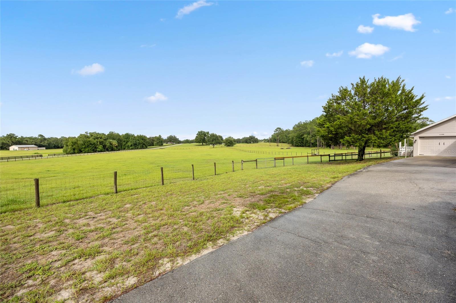 Image 54 of 82 For 21588 106th Lane Road