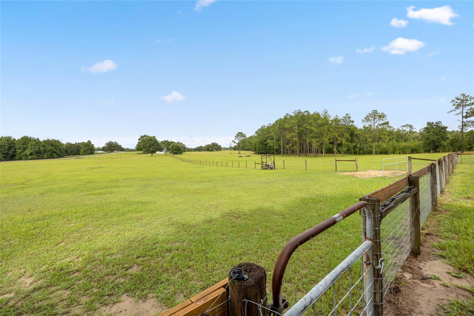 Image 58 of 82 For 21588 106th Lane Road