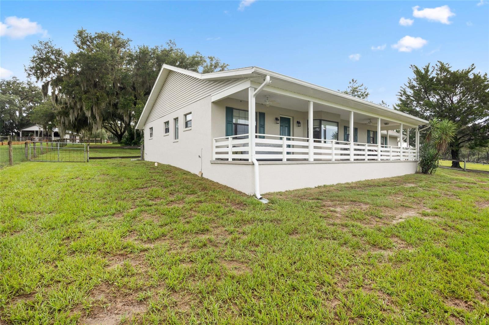 Image 6 of 82 For 21588 106th Lane Road