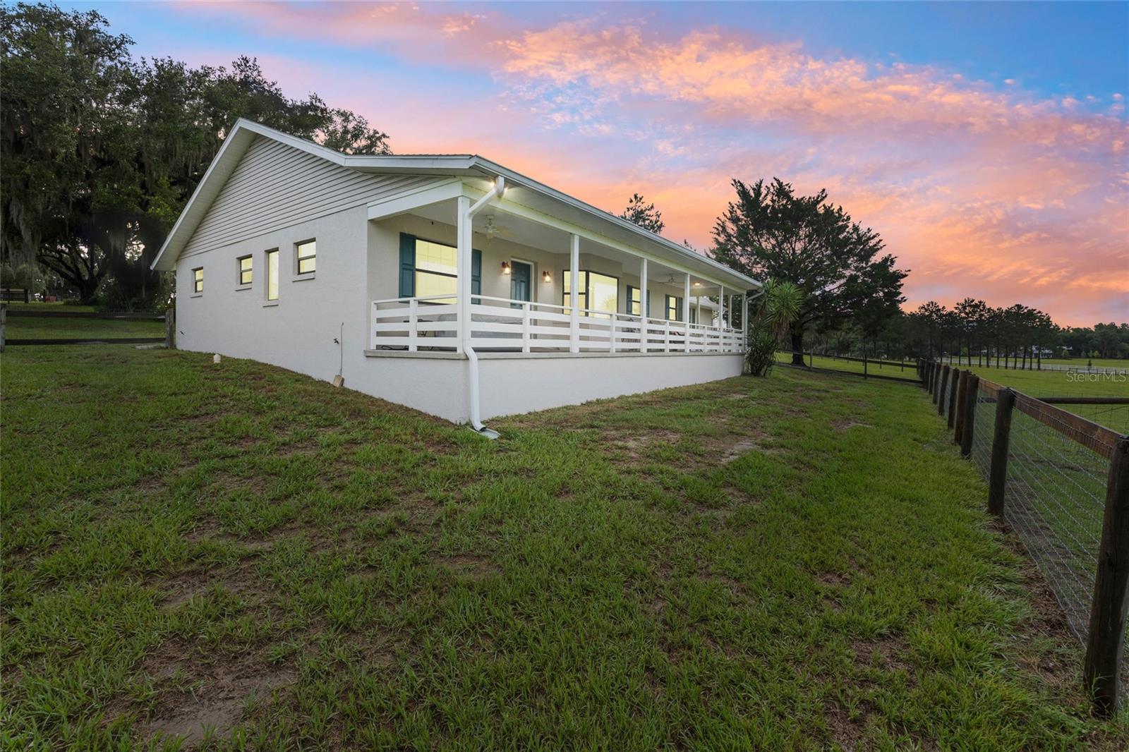 Image 8 of 82 For 21588 106th Lane Road