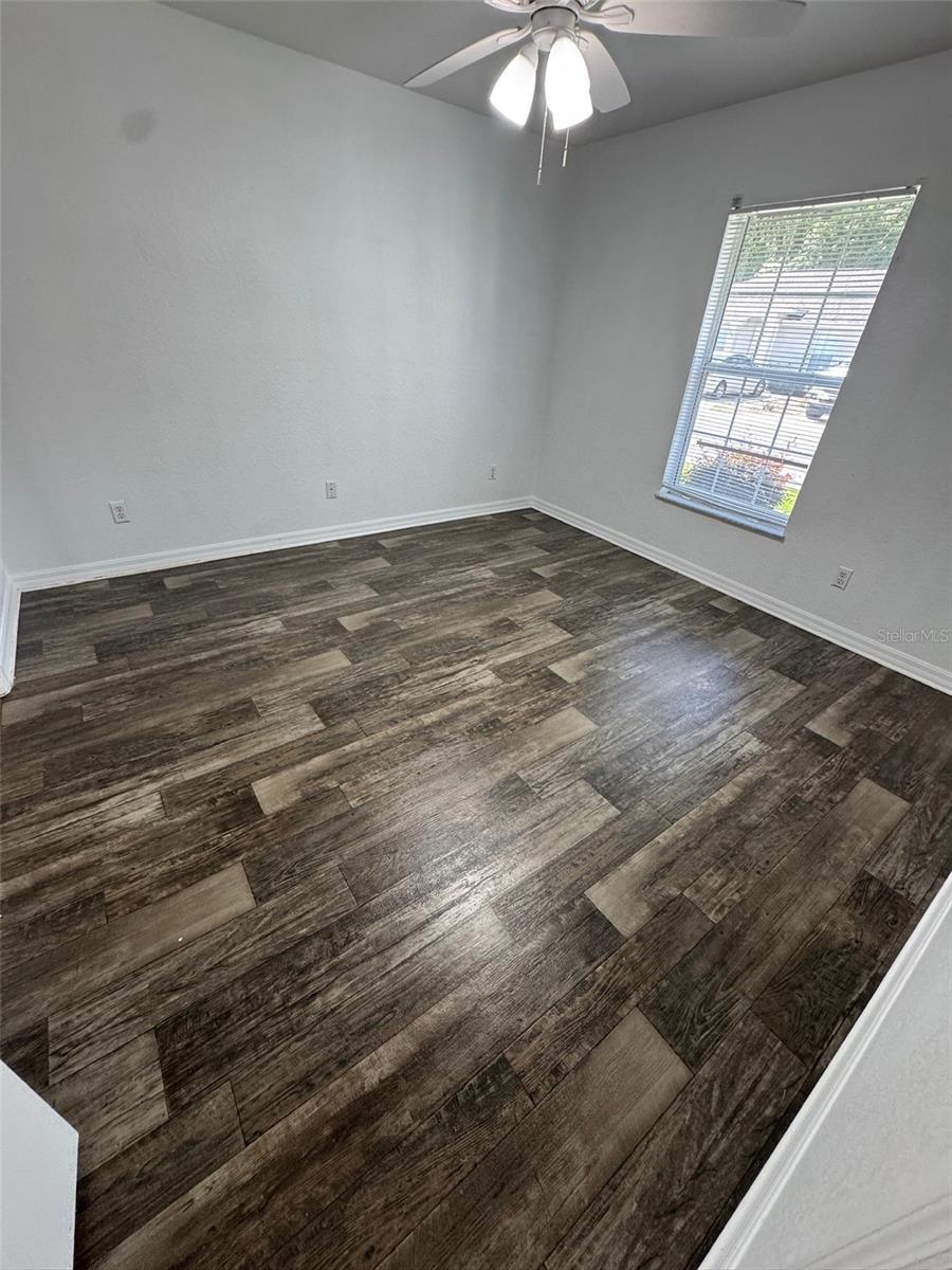 Image 10 of 20 For 11322-11322 55th Avenue Road 1301
