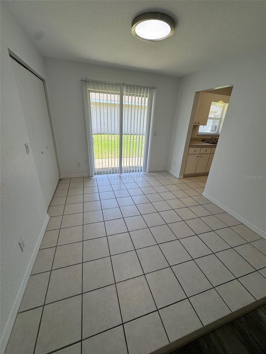 Image 5 of 20 For 11322-11322 55th Avenue Road 1301