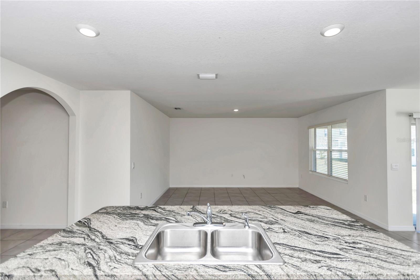 Image 13 of 40 For 27 Hickory Course Lane