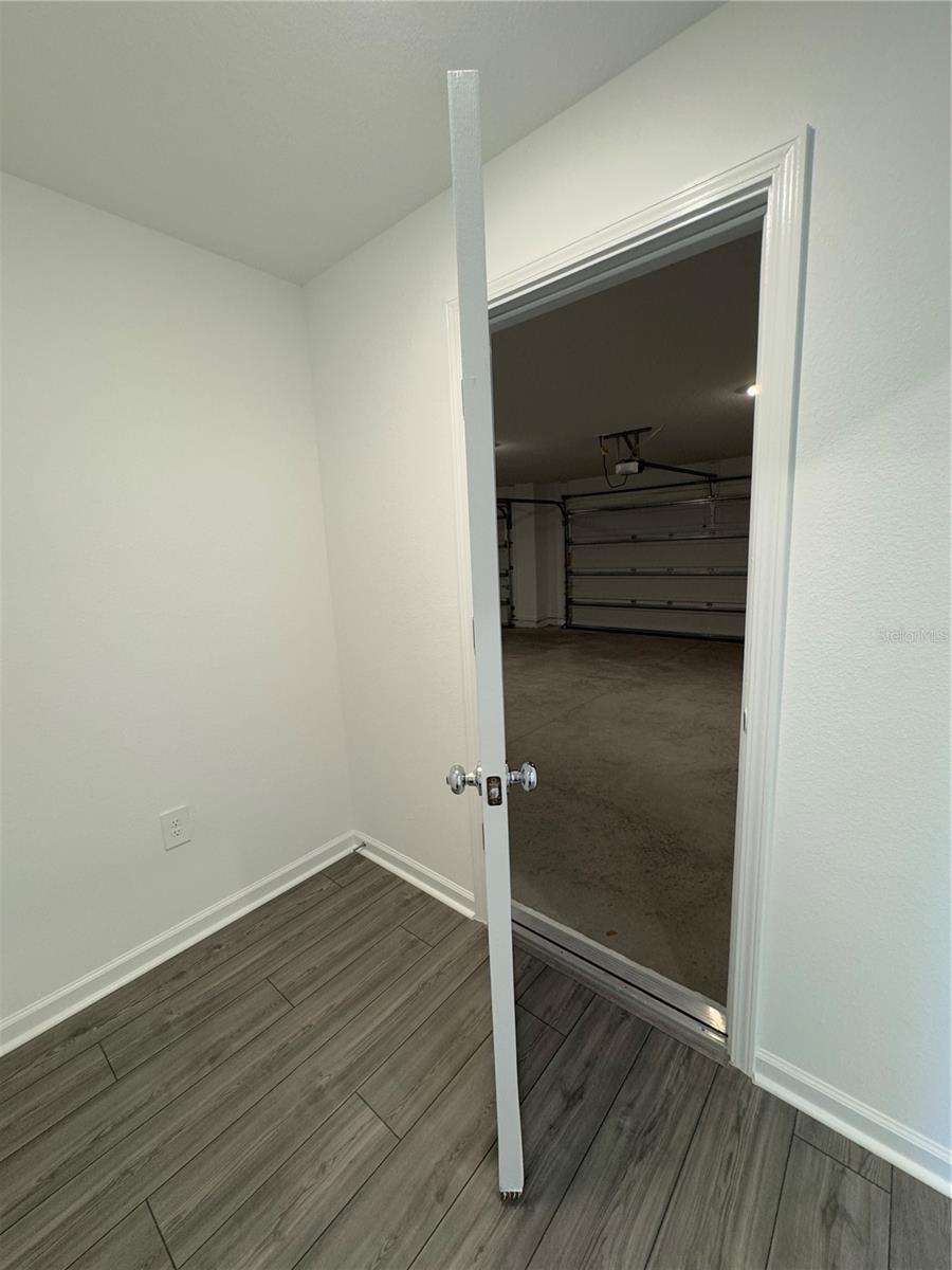 Image 20 of 44 For 8388 41st Ter