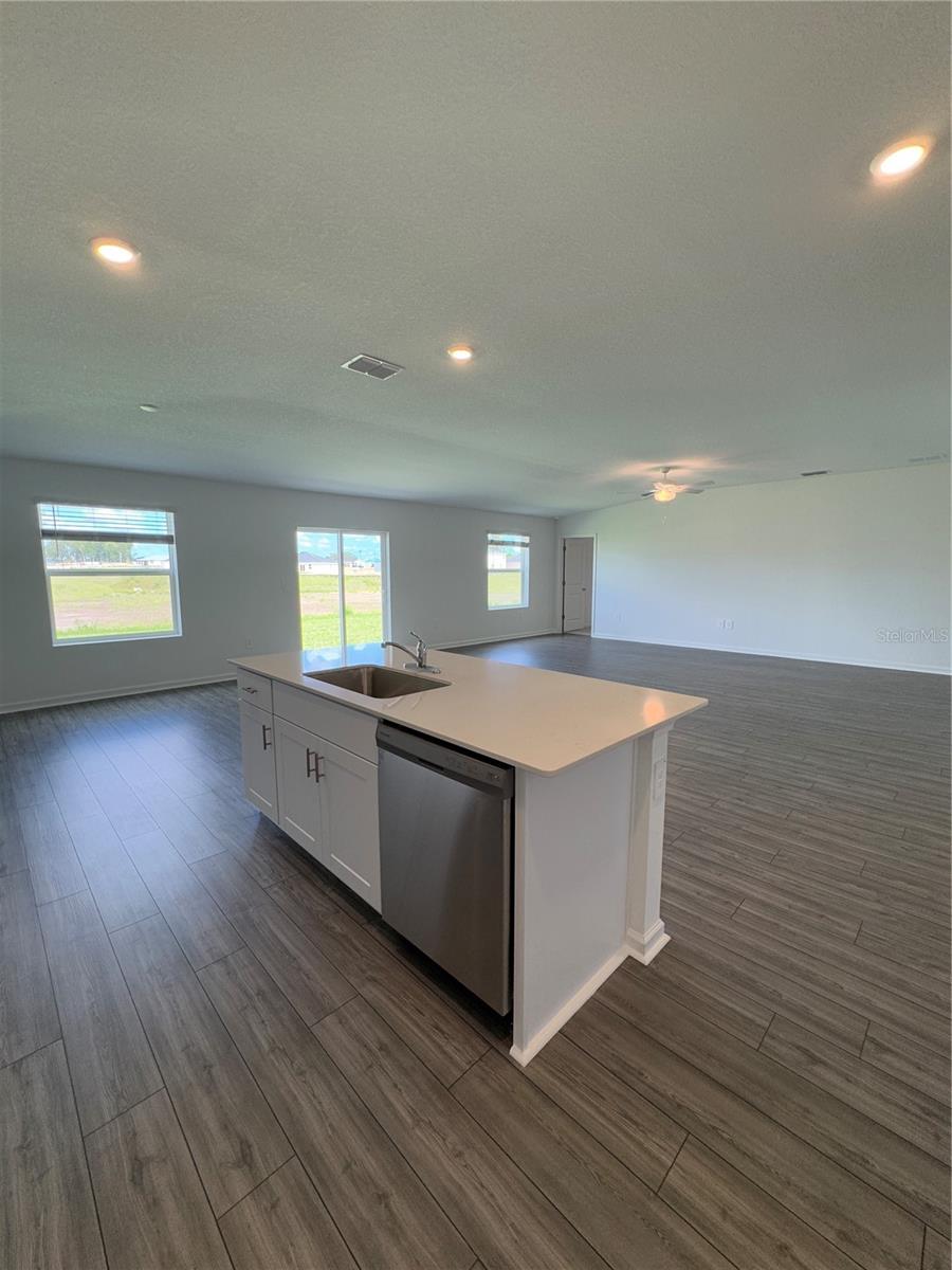Image 3 of 44 For 8388 41st Ter