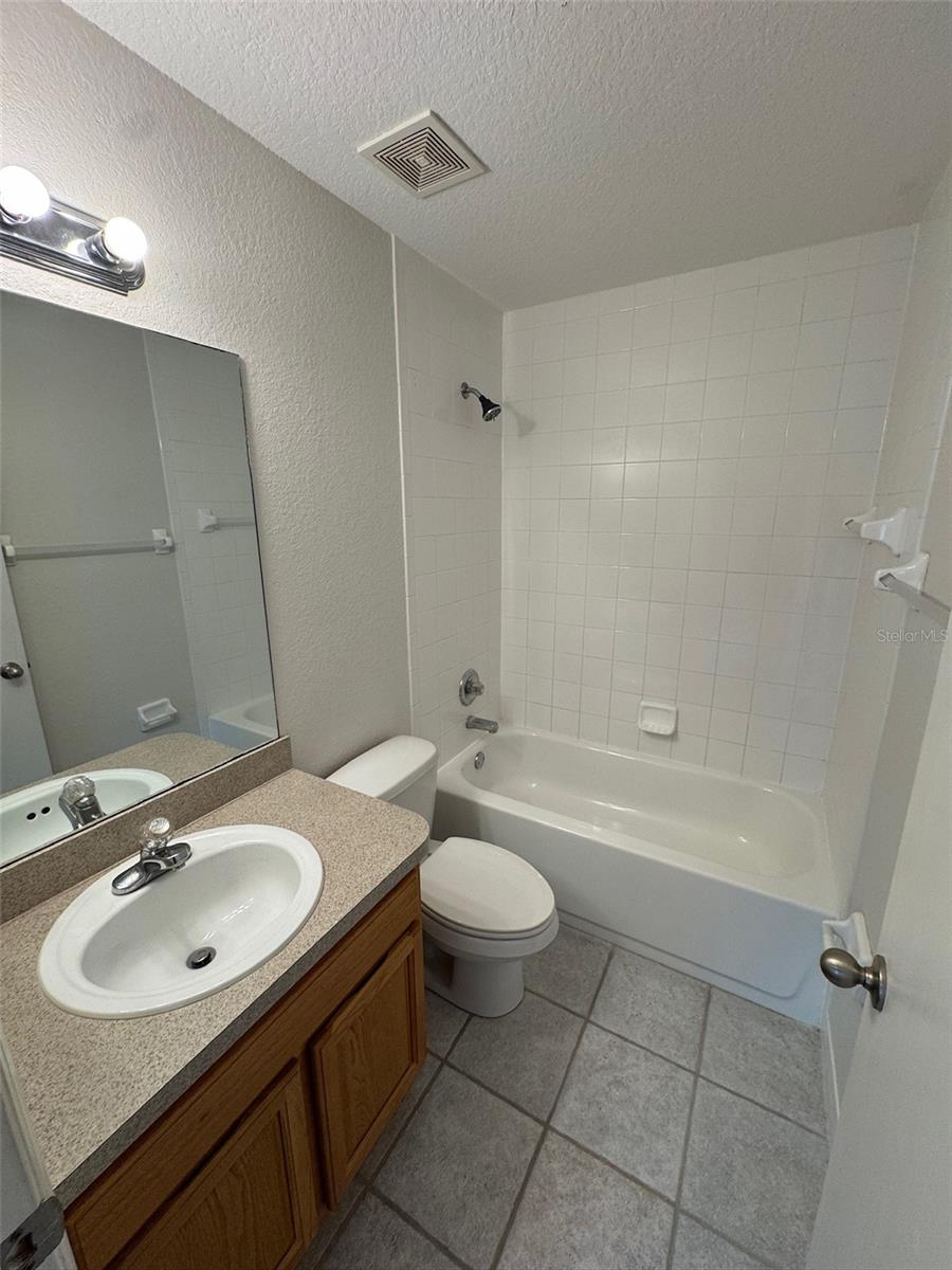 Image 11 of 14 For 11322-11322 55th Avenue Road 601