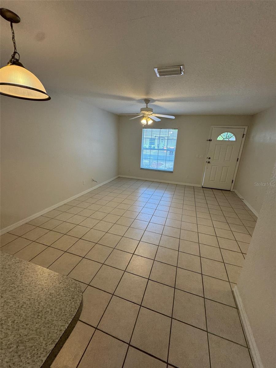 Image 4 of 14 For 11322-11322 55th Avenue Road 601