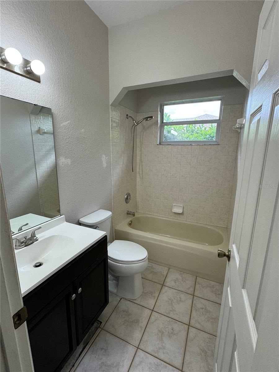 Image 10 of 10 For 8013 134th Loop
